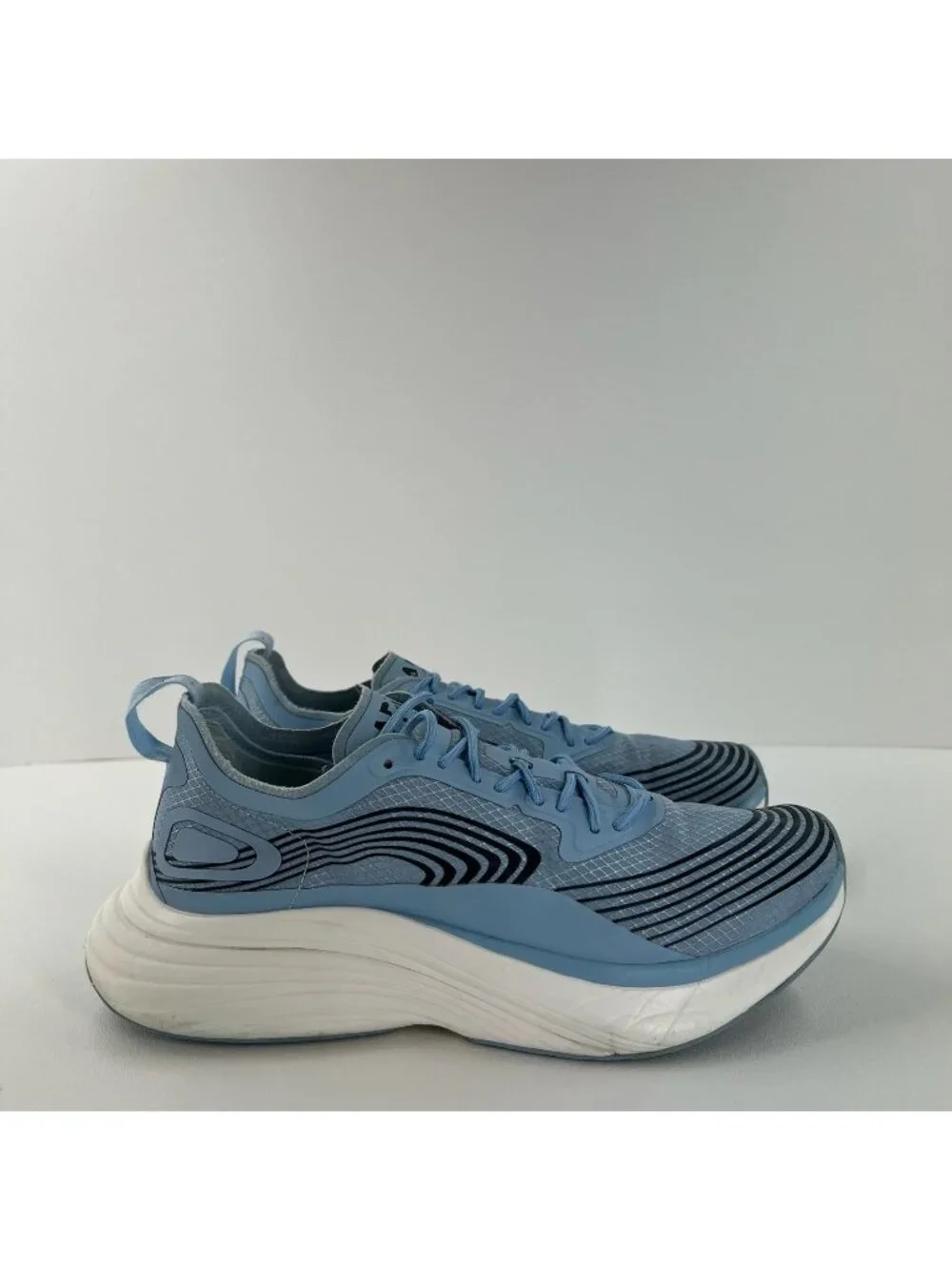 APL TechLoom Streamline Running Shoes Womens 9 Low Top Sneakers 0821XC Ice Blue